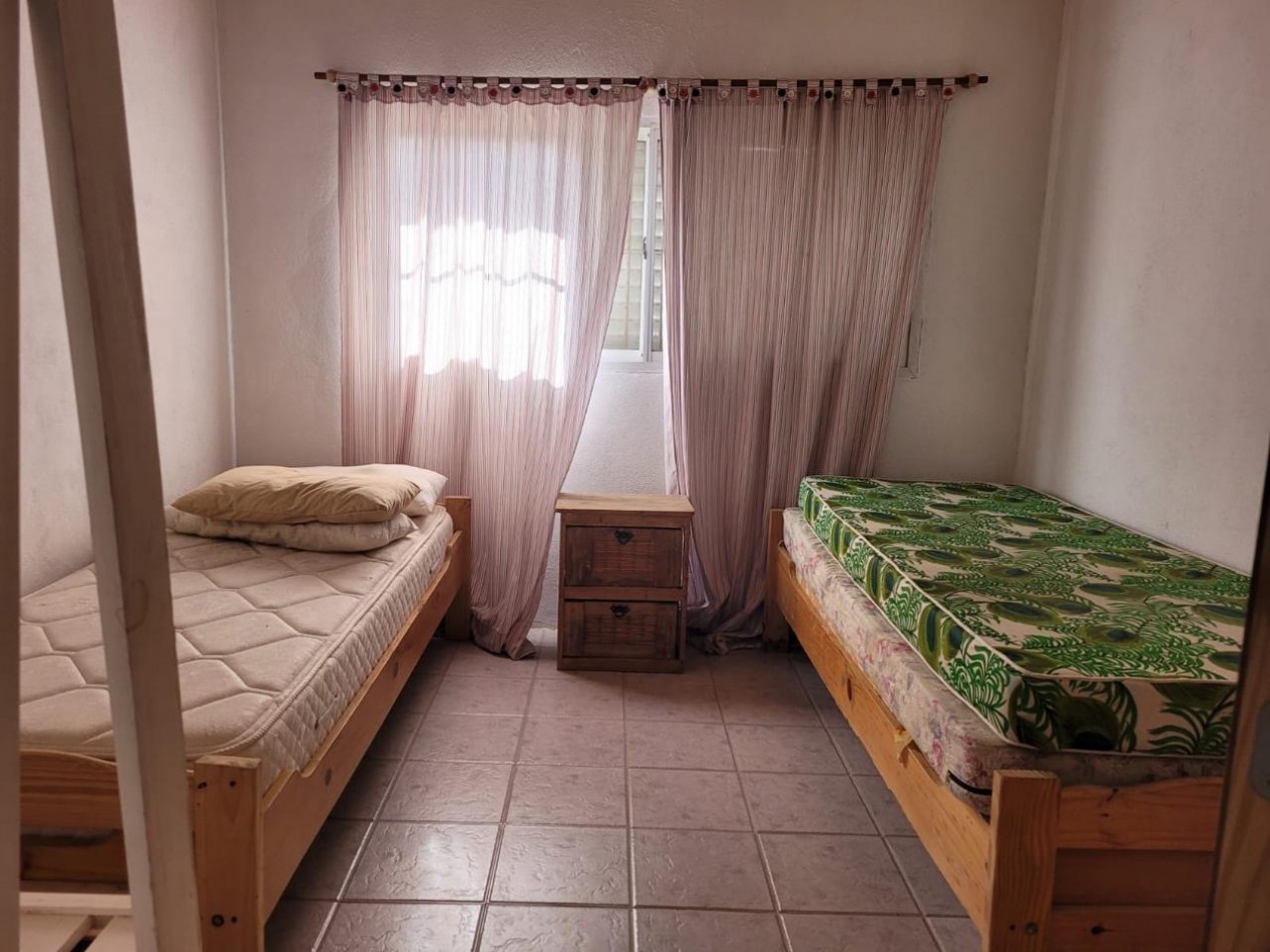 Vendo casa de 5 ambientes Zona Faro